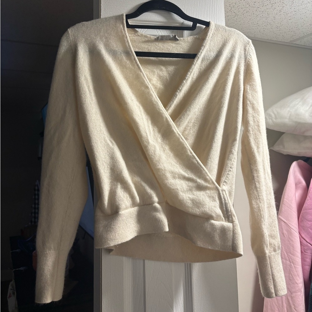 Everlane Cashmere Sweater